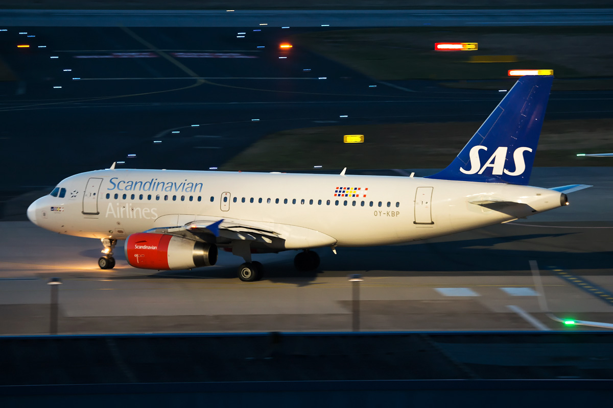 OY-KBP Scandinavian Airlines (SAS) Airbus A319-100