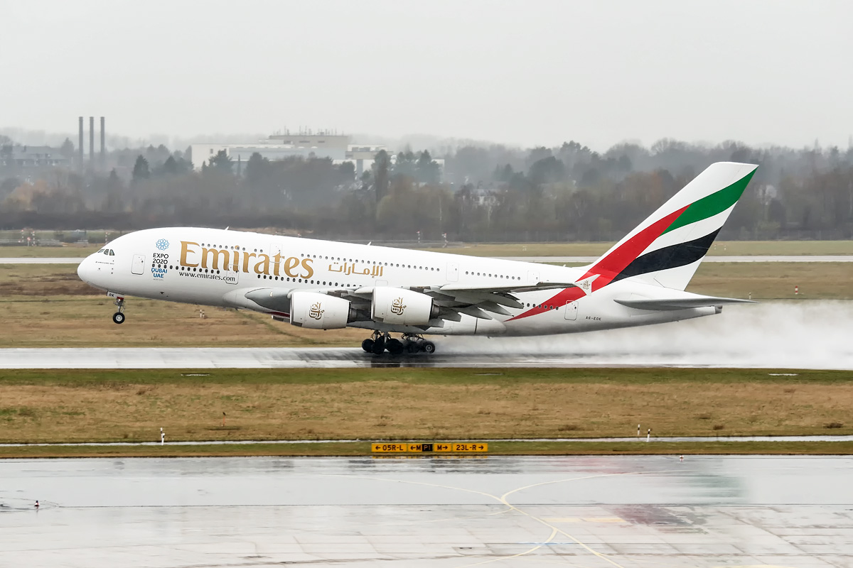 A6-EOK Emirates Airbus A380-800
