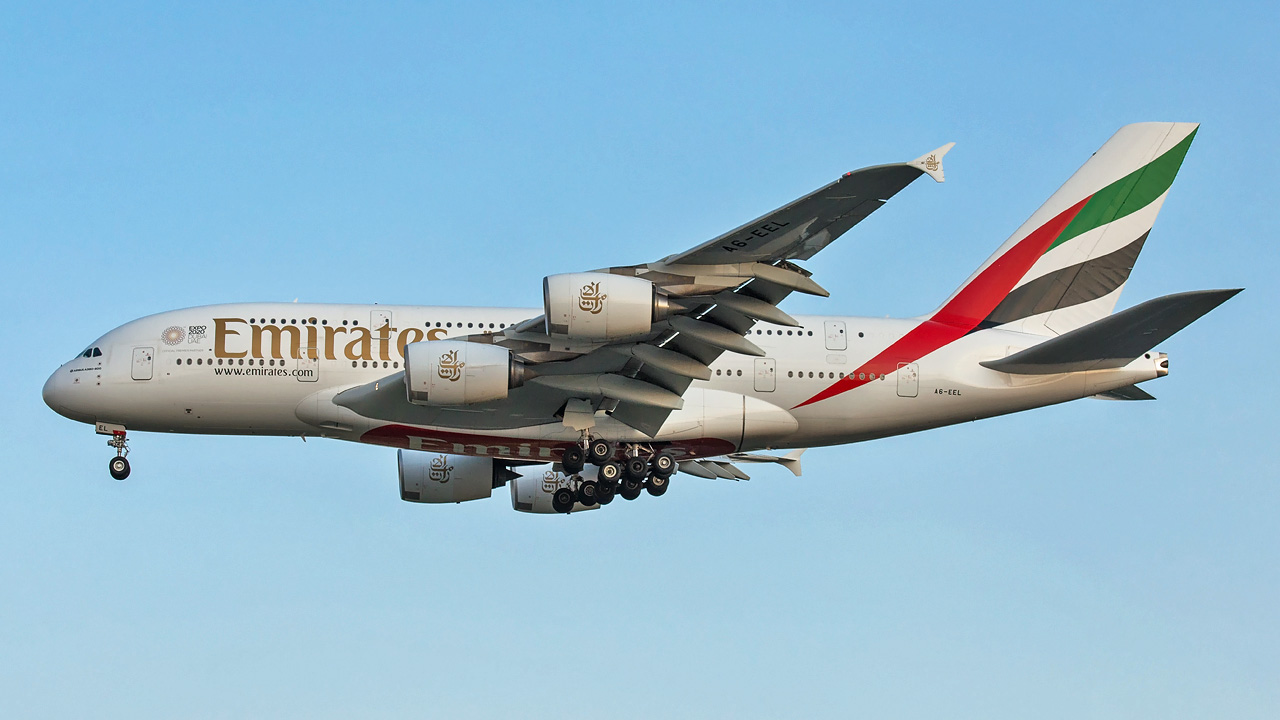 A6-EEL Emirates Airbus A380-800