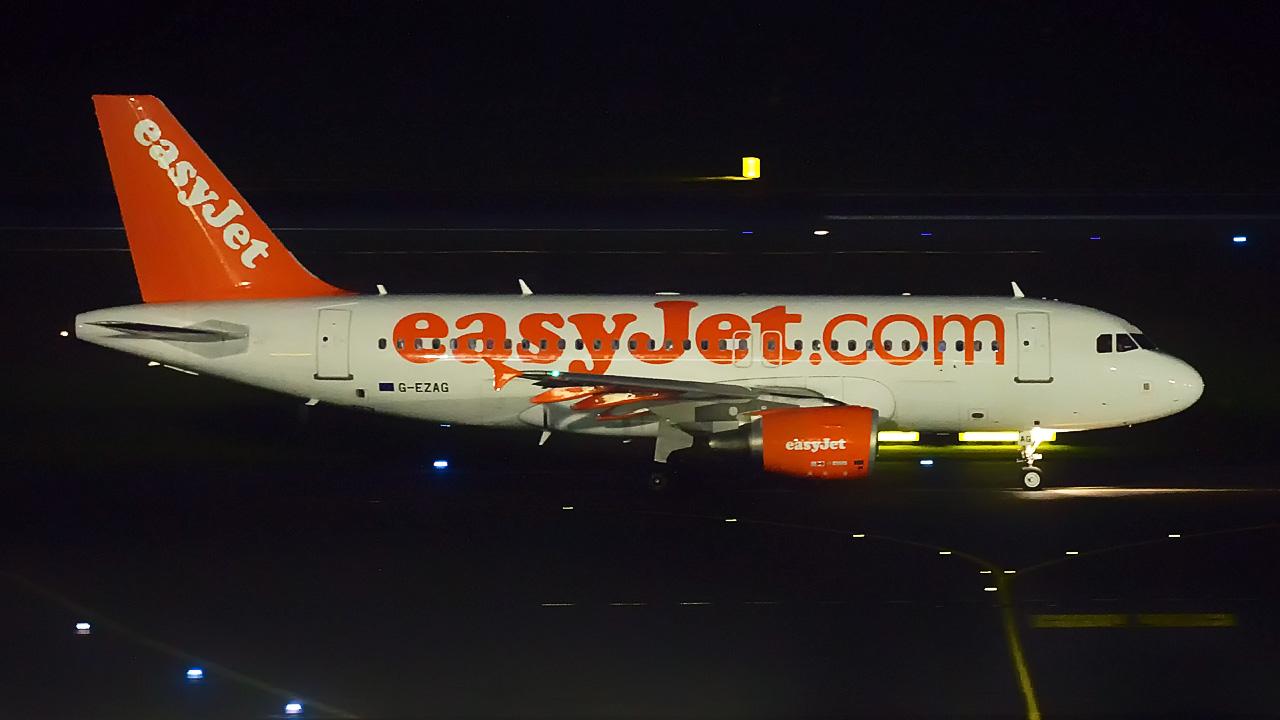 G-EZAG EasyJet Airbus A319-100