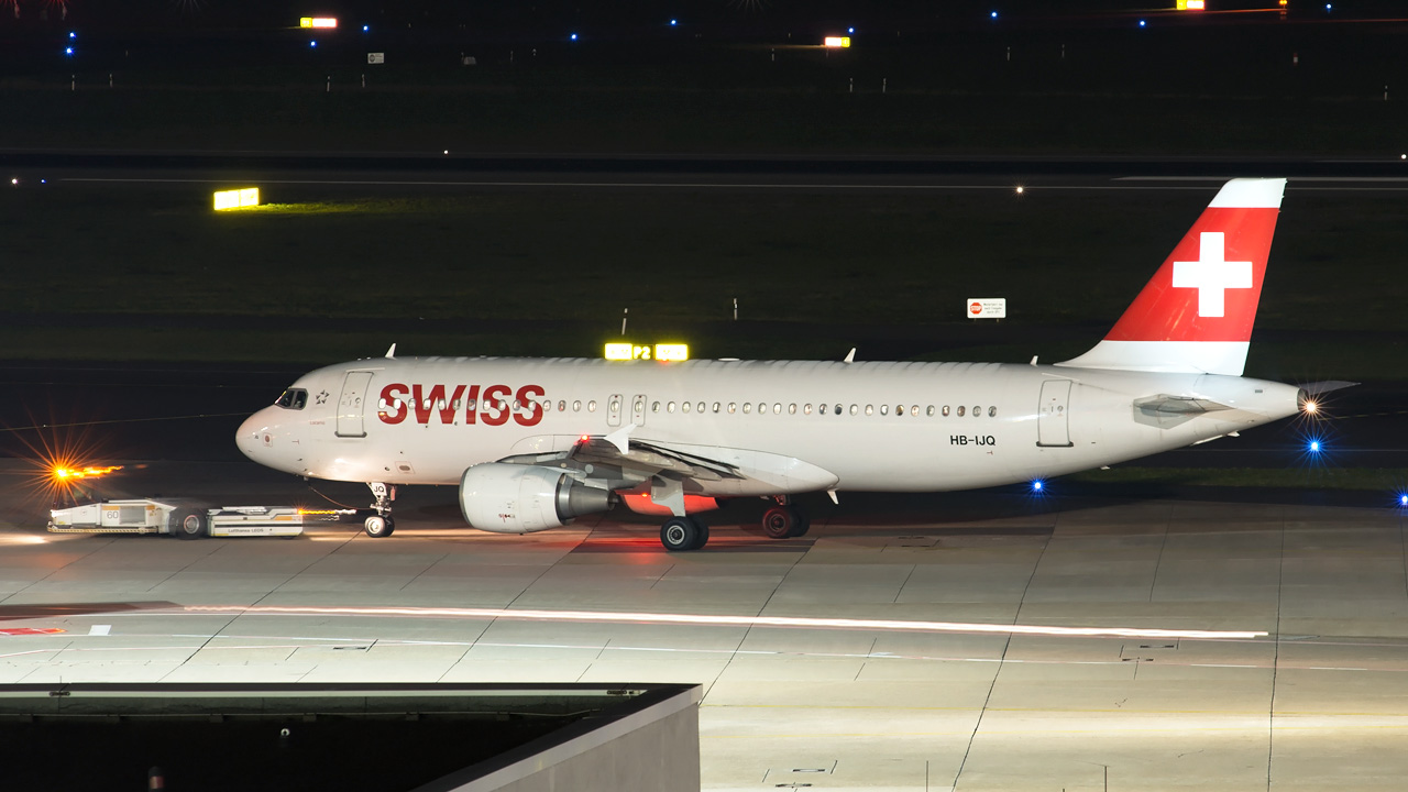 HB-IJQ Swiss Airbus A320-200
