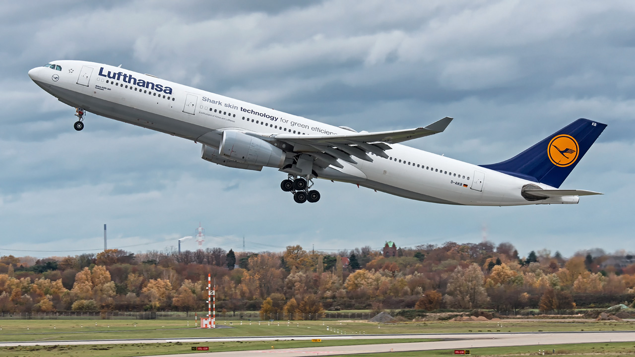 D-AIKB Lufthansa Aurbus A330-300