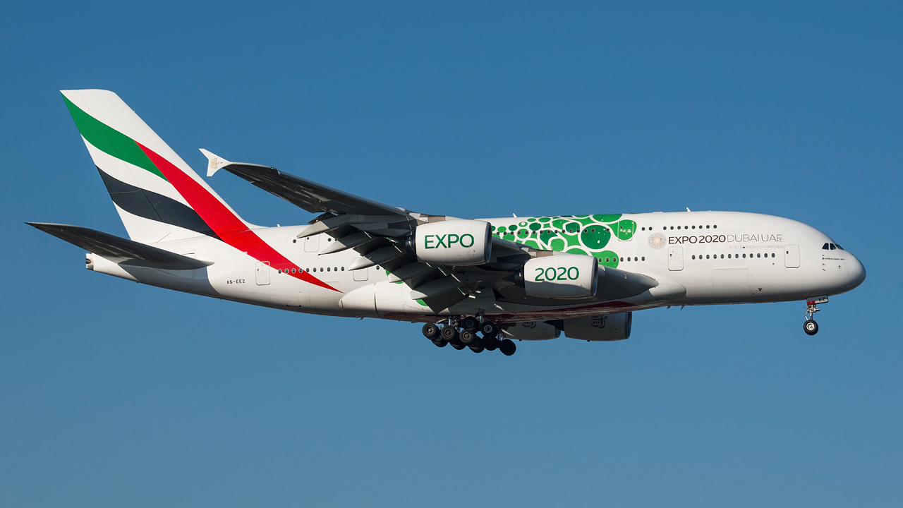 A6-EEZ Emirates Airbus A380-800