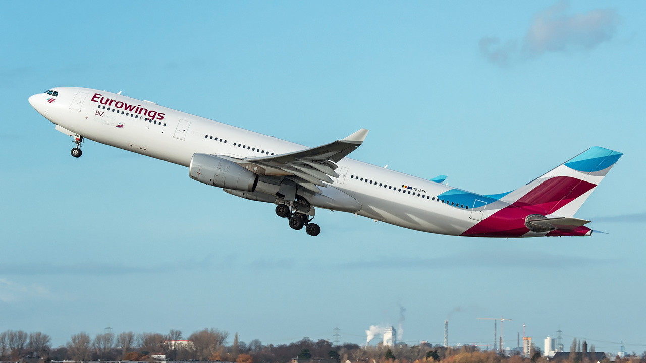 OO-SFB Eurowings (Brussels Airlines) Airbus A330-300