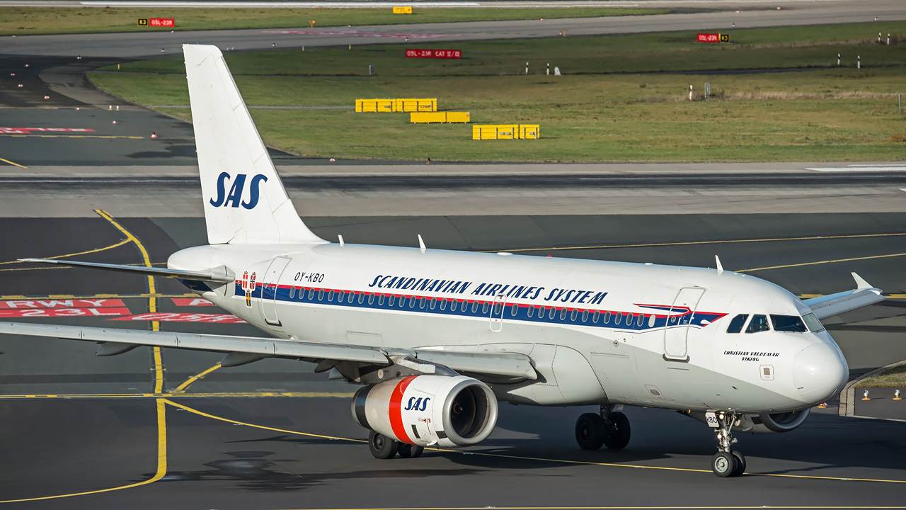 OY-KBO Scandinavian Airlines (SAS) Airbus A319-100