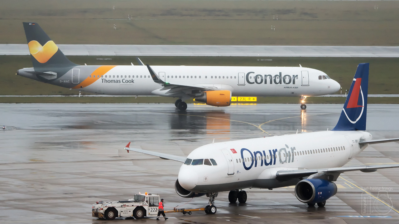D-AIAC Condor Airbus A321-200/S und TC-OBS Onur Air Airbus A320-200