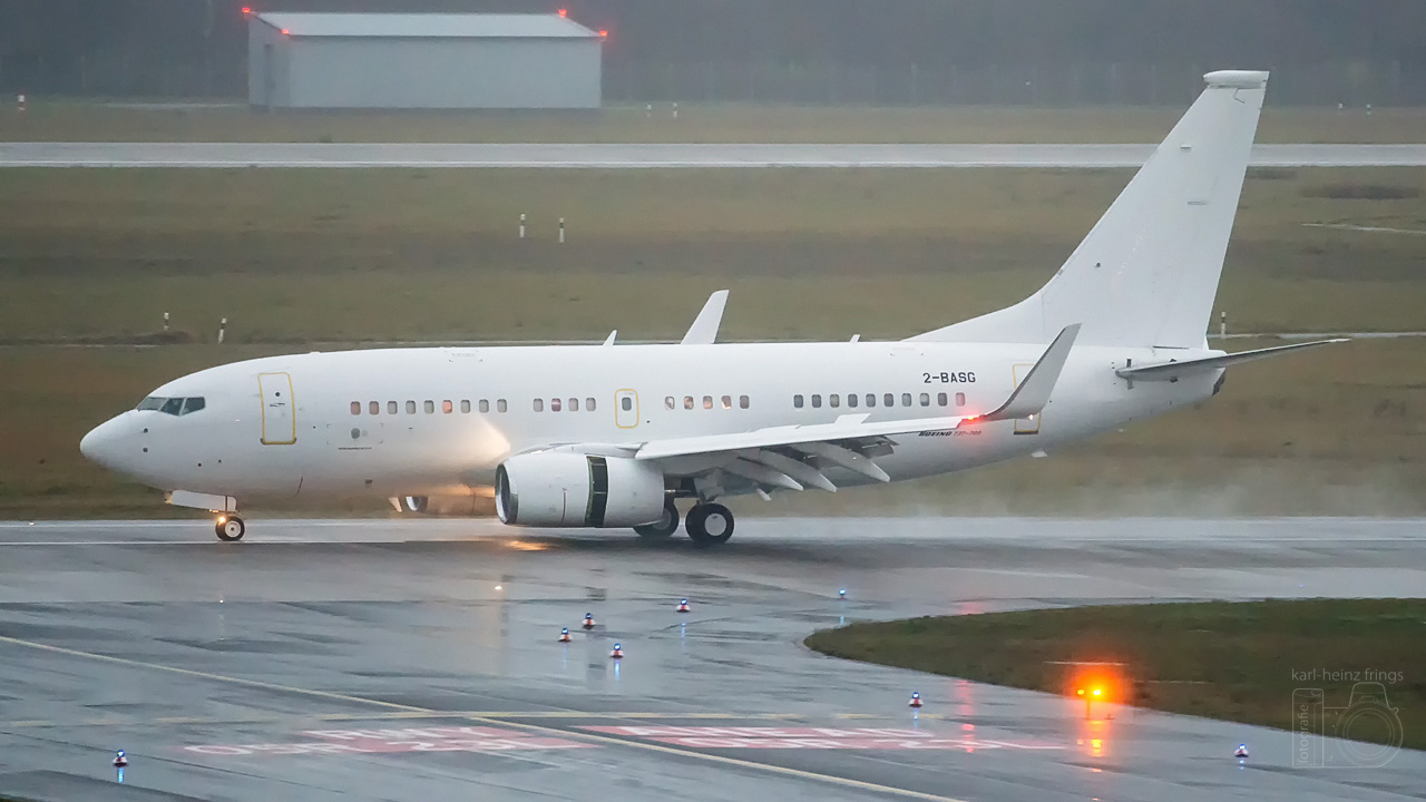 2-BASG BAS Guernsey Boeing 737-700(BBJ)