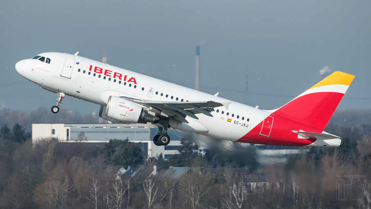 EC-JXJ Iberia Airbus A319-100