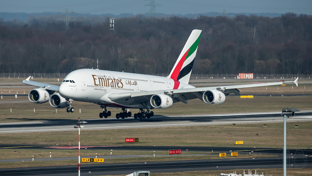 A6-EEB Emirates Airbus A380-800