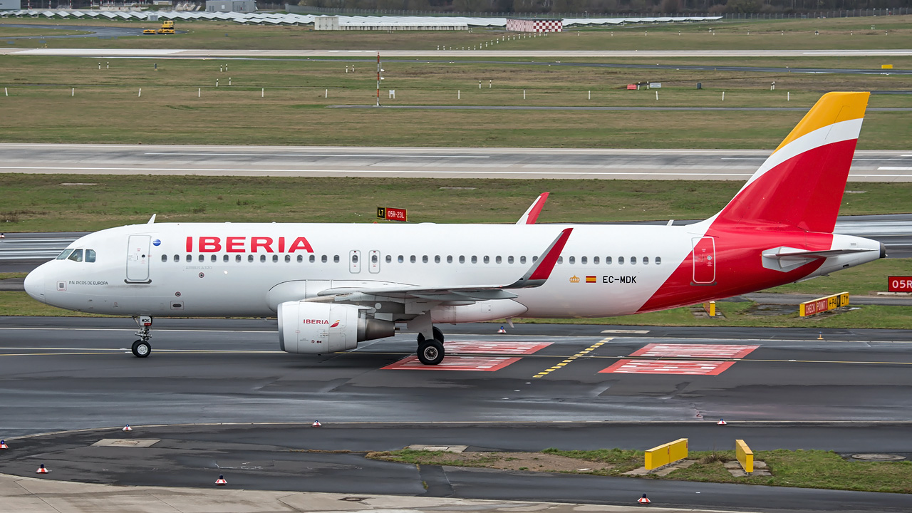 EC-MDK Iberia Airbus A320-200/S