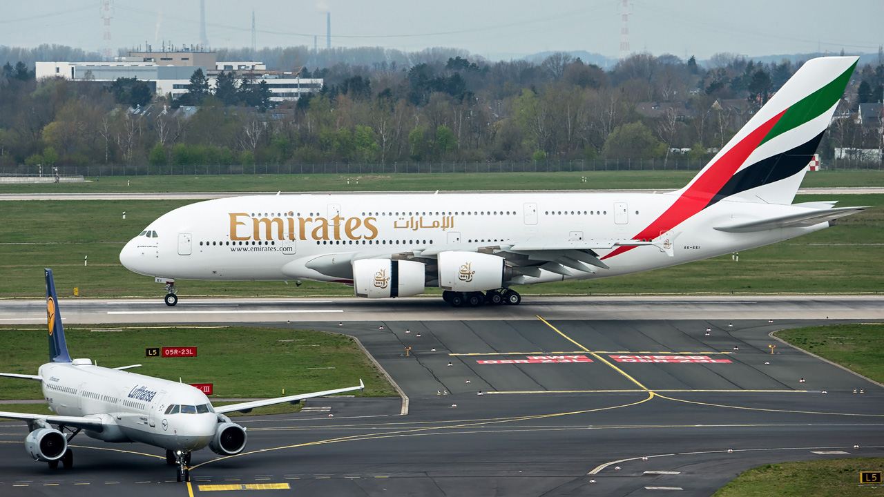 A6-EEI Emirates Airbus A380-800