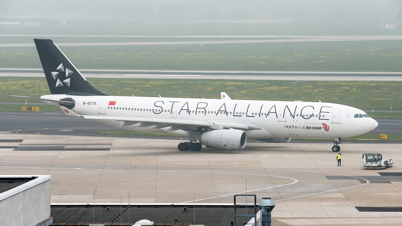 B-6075 Air China Airbus A330-200