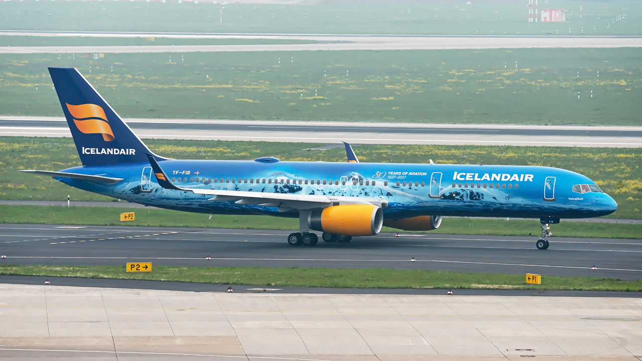 TF-FIR Icelandair Boeing 757-200
