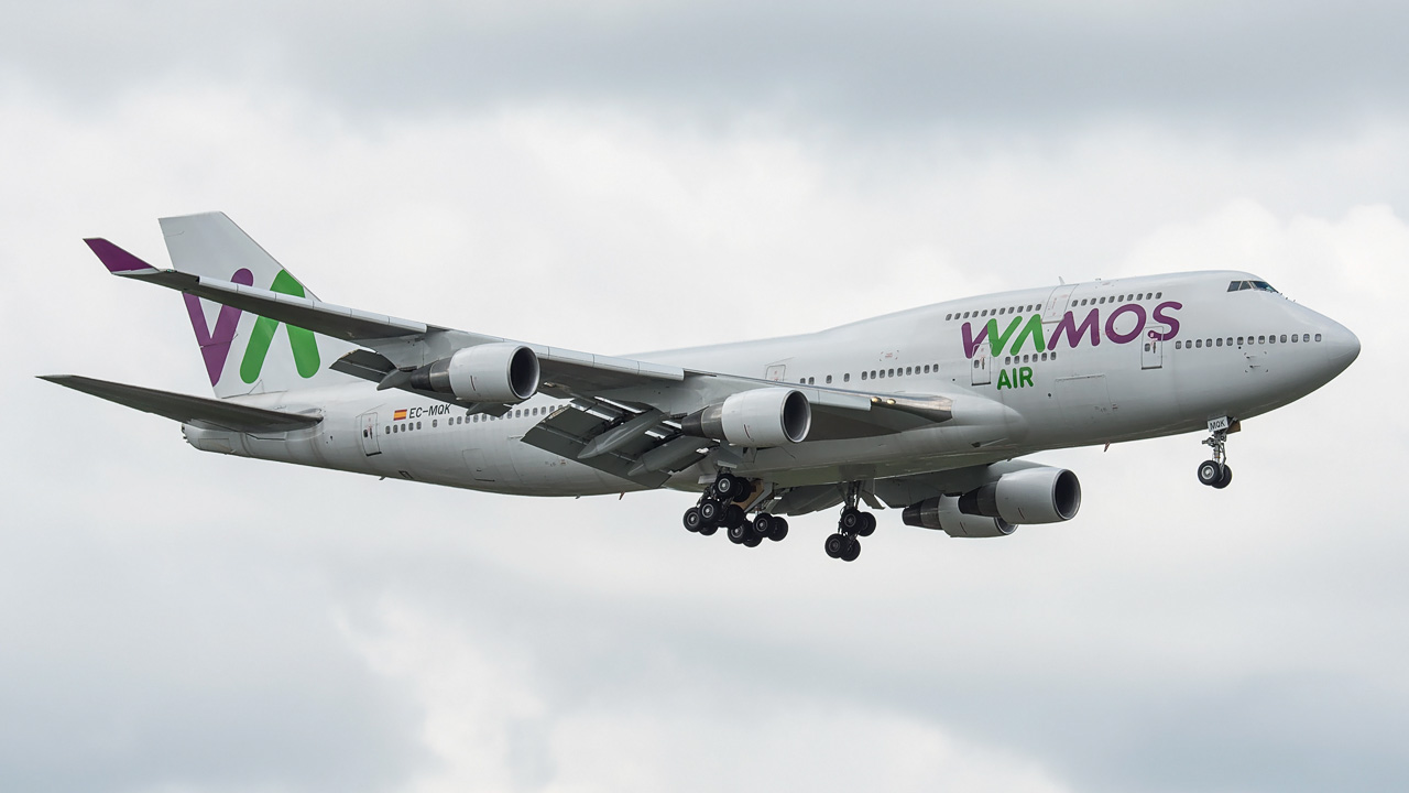 EC-MQK Wamos Air Boeing 747-400