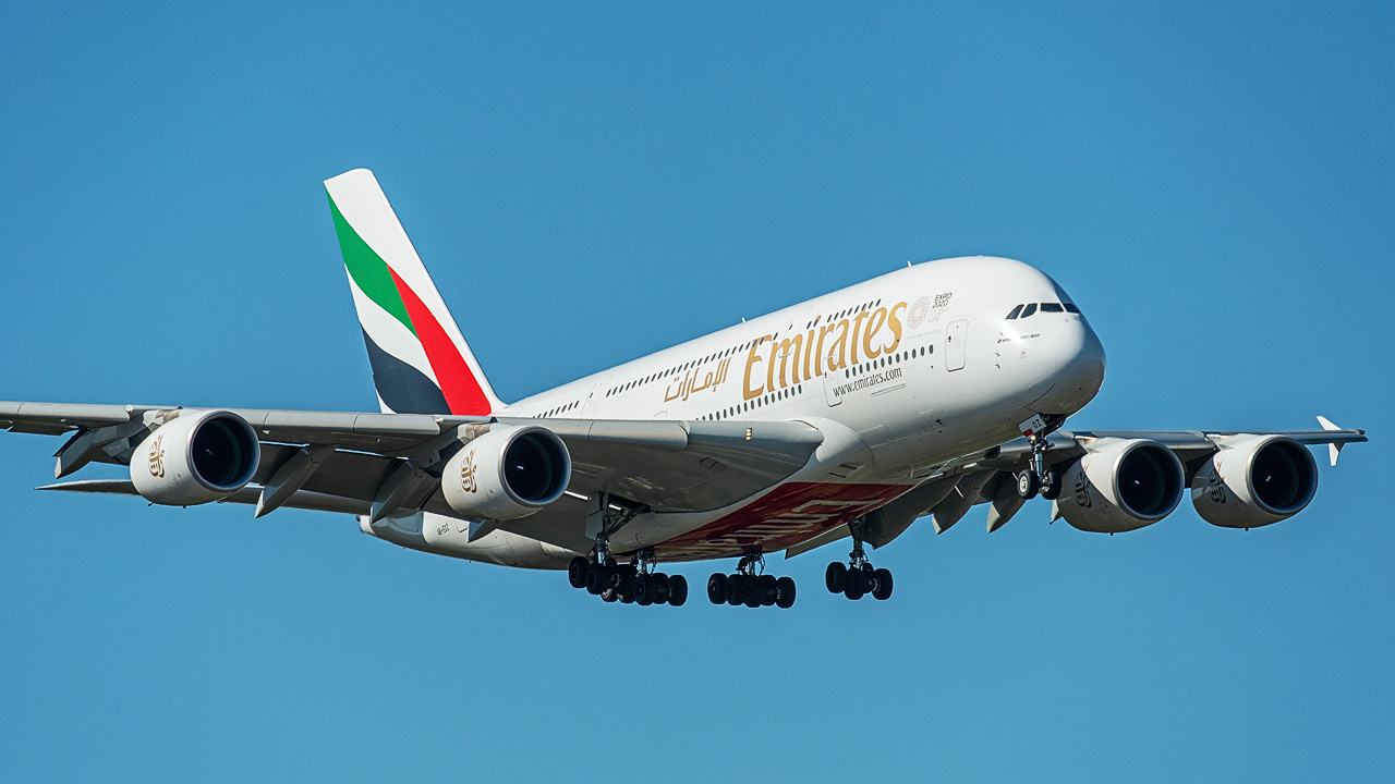 A6-EOZ Emirates Airbus A380-800