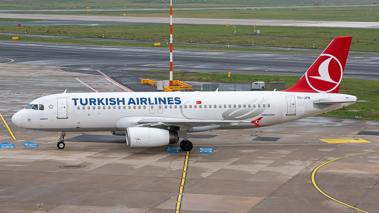 TC-JPM Turkish Airlines Airbus A320-200