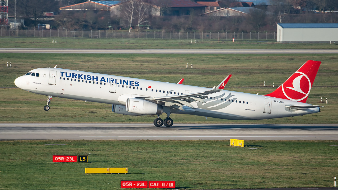 TC-JSN Turkish Airlines Airbus A321-200/S