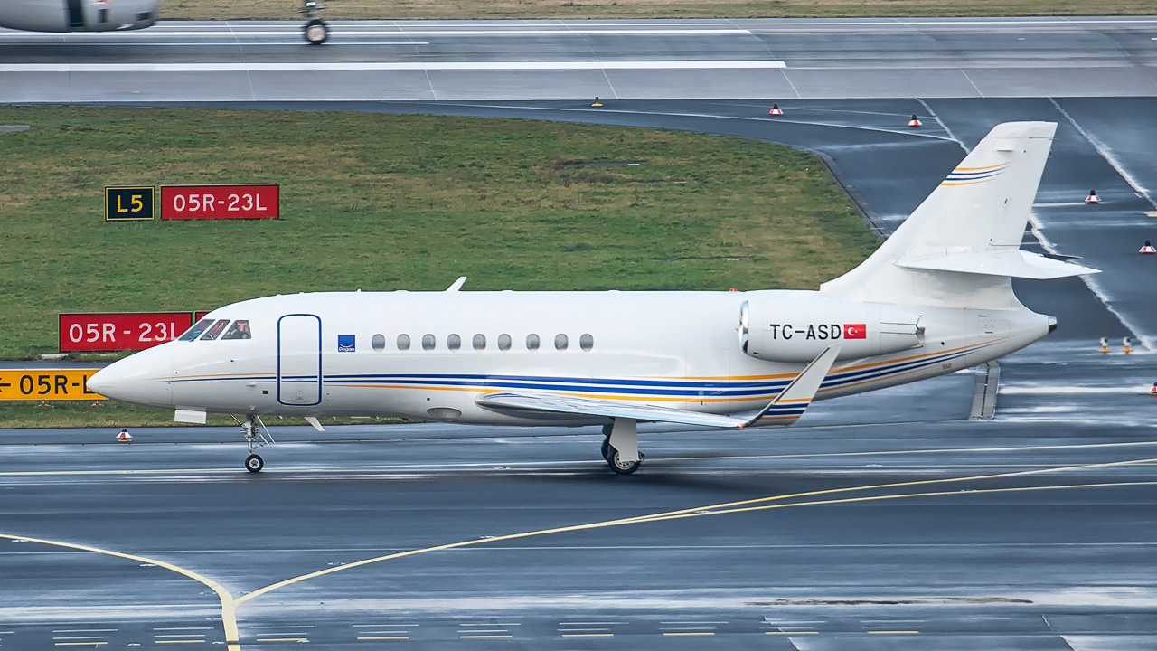 TC-ASD Dassault Falcon 200LX