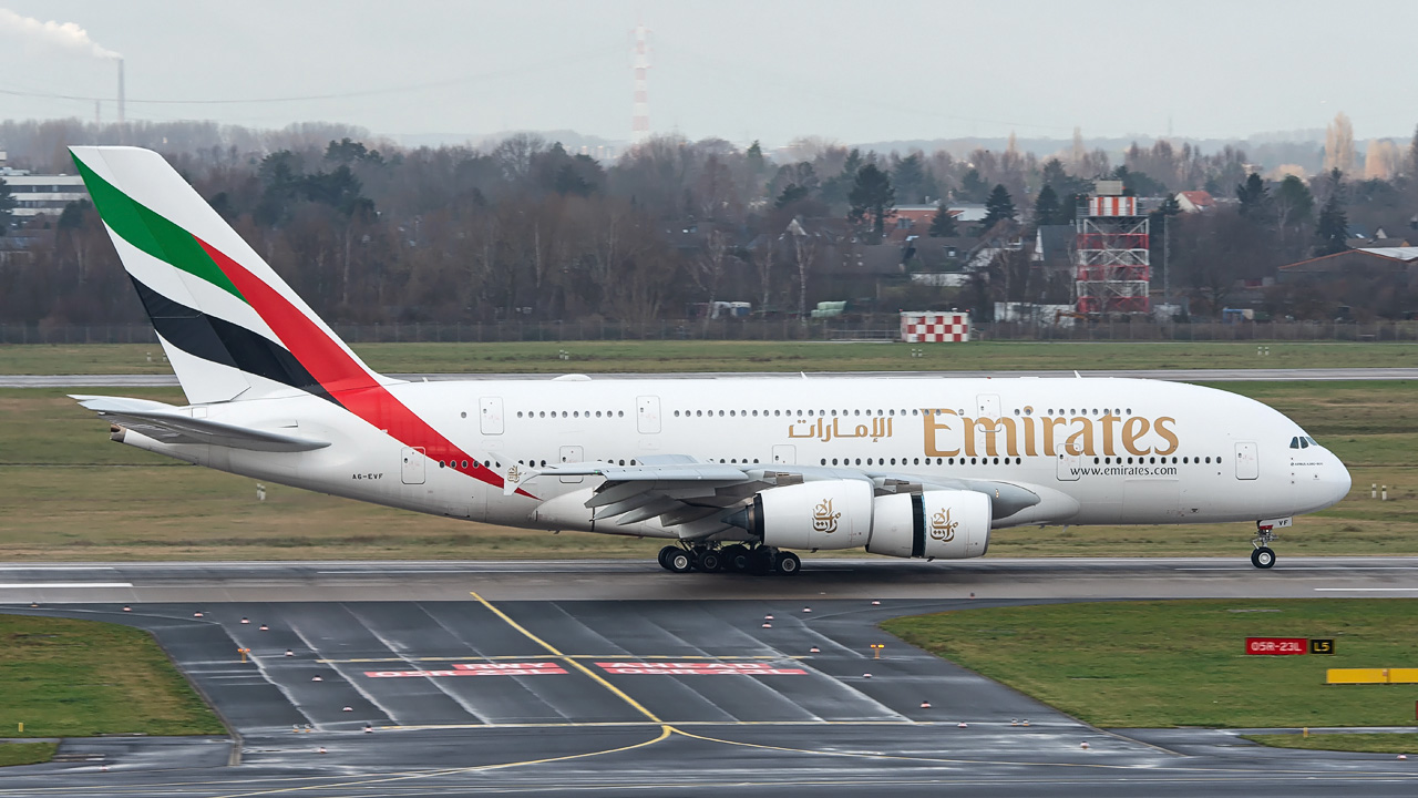 A6-EVF Emirates Airbus A380-800