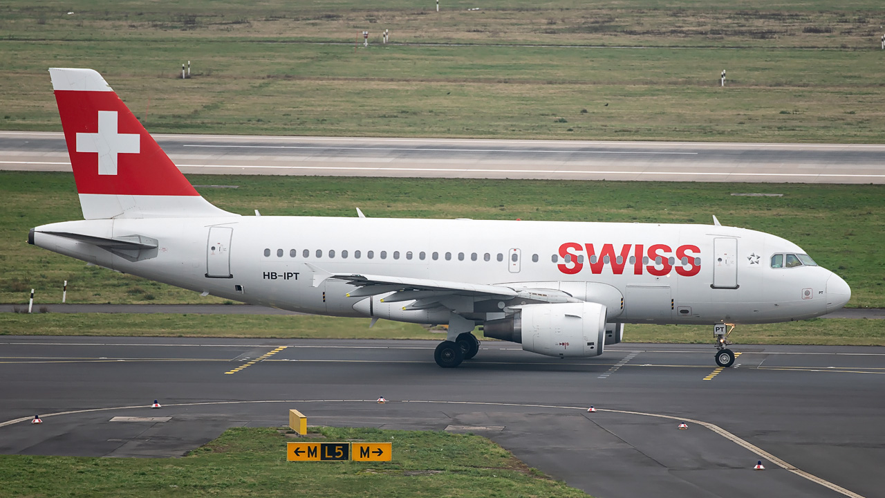 HB-IPT Swiss Airbus A319-100