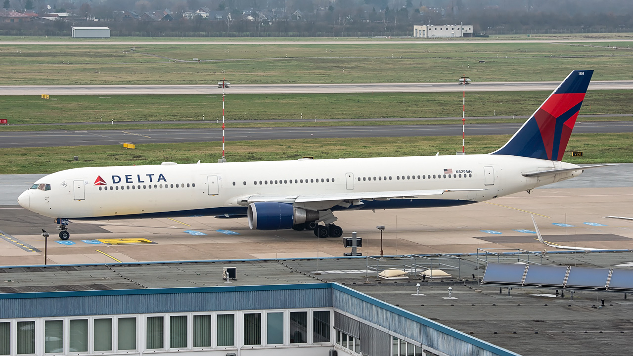 N829MH Delta Airlines Boeing 767-400(ER)