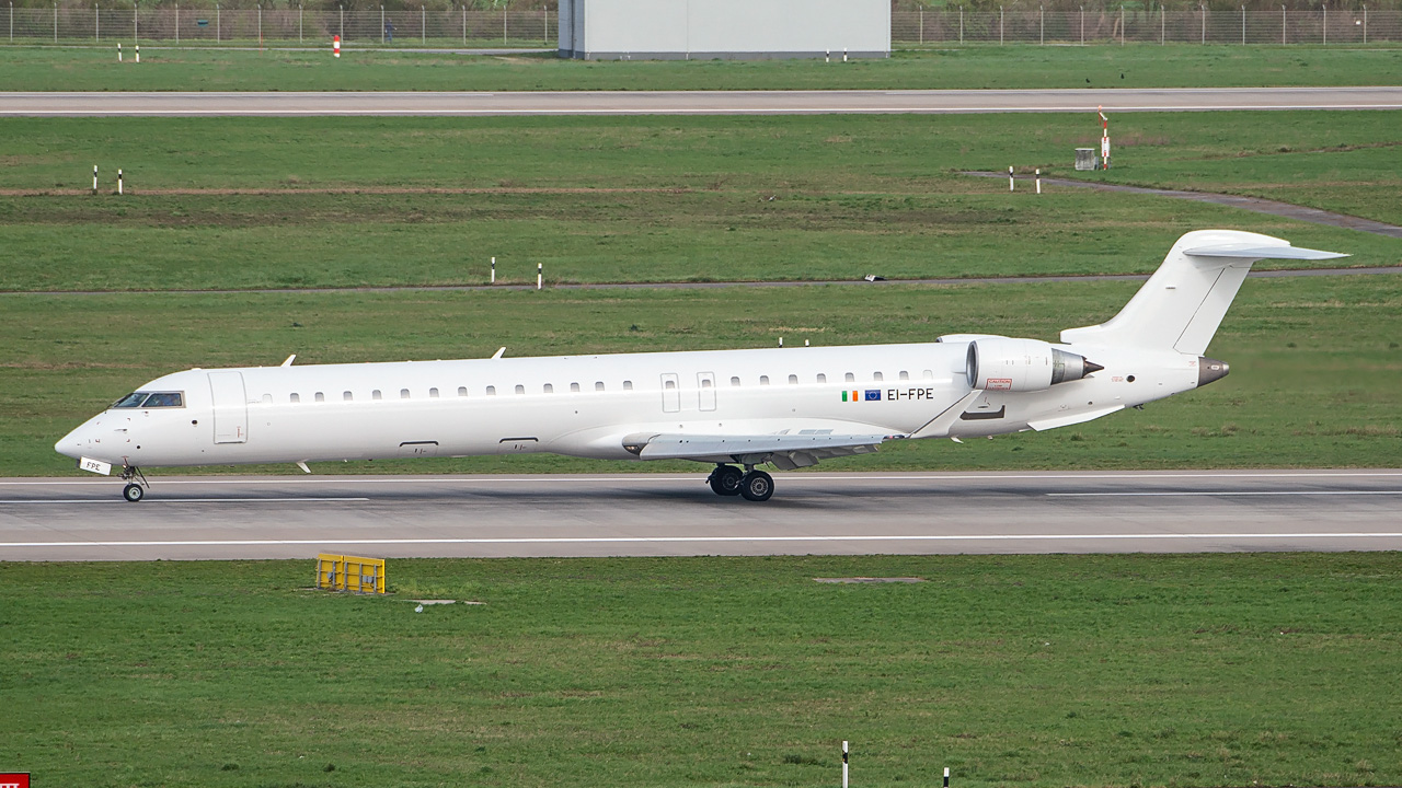 EI-FPE Scandinavian Airlines (CityJet) Canadair CRJ900