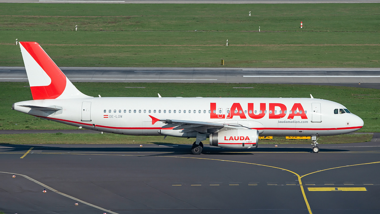 OE-LOW Laudamotion Airbus A320-200
