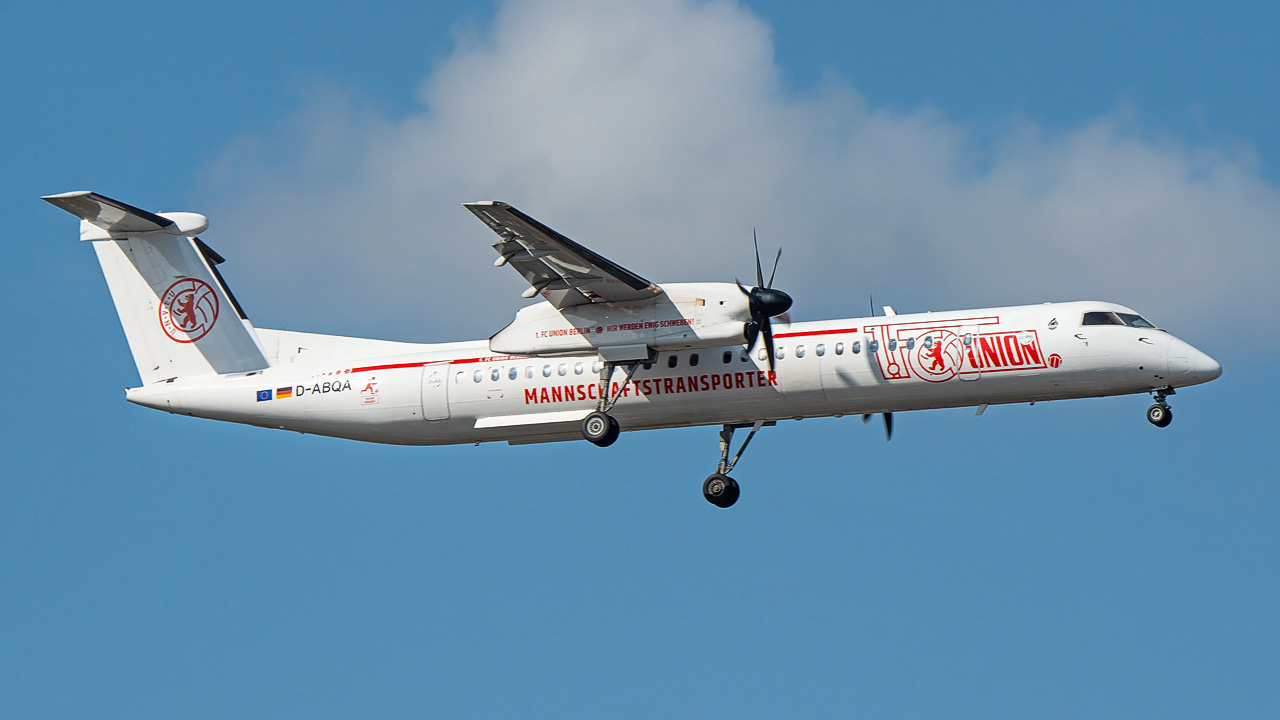 D-ABQA Eurowings (LGW) Bombardier DHC-8-400Q