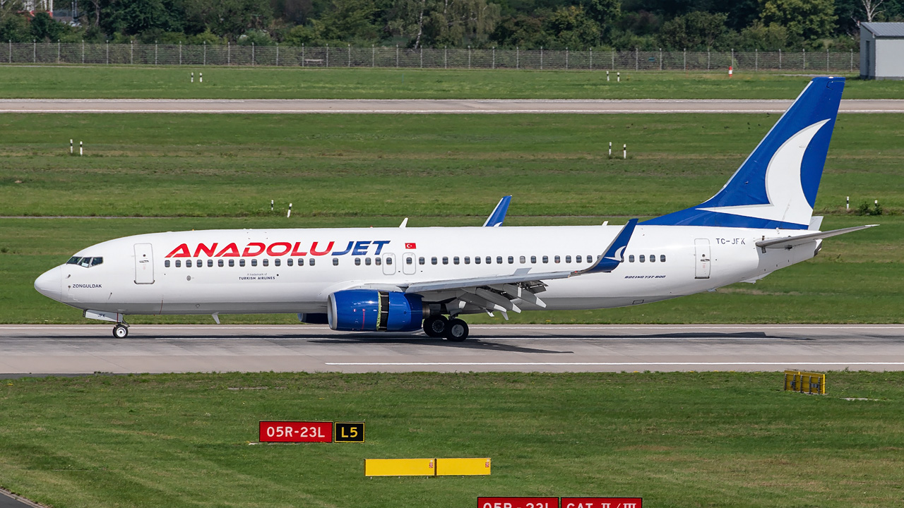 TC-JFK AnadoluJet Boeing 737-800