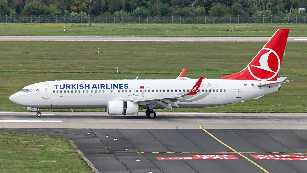 TC-JZN Turkish Airlines Boeing 737-800