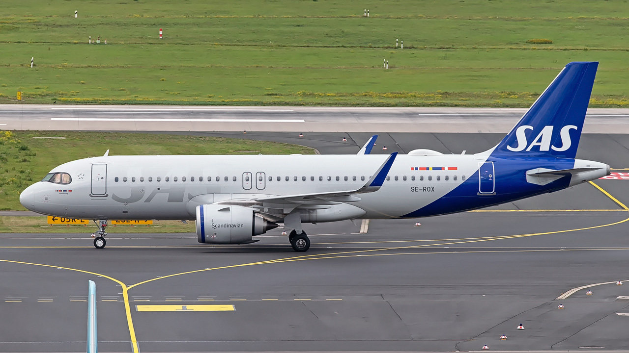 SE-ROX Scandinavian Airlines (SAS) Airbus A320-200neo