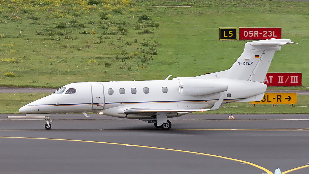 D-CTOR Luxaviation Embraer EMB-505 Phenom 300