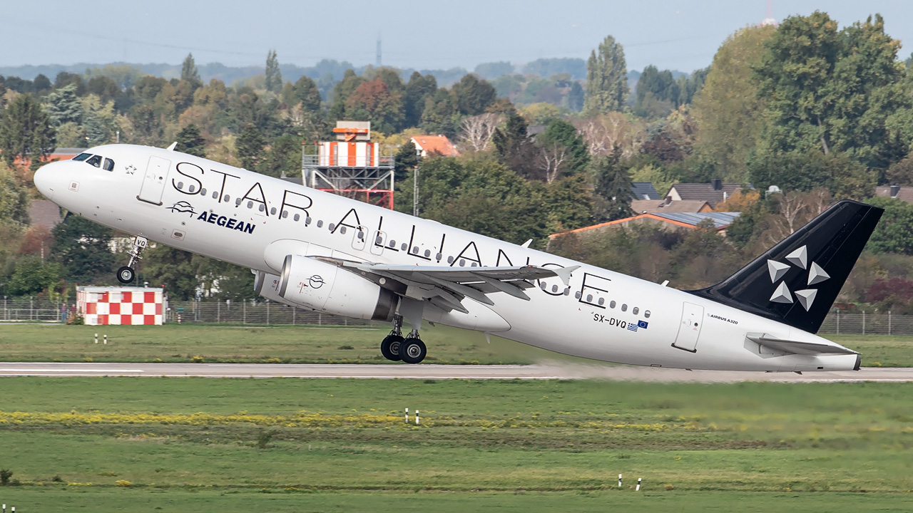 SX-DVQ Aegean Airlines Airbus A320-200