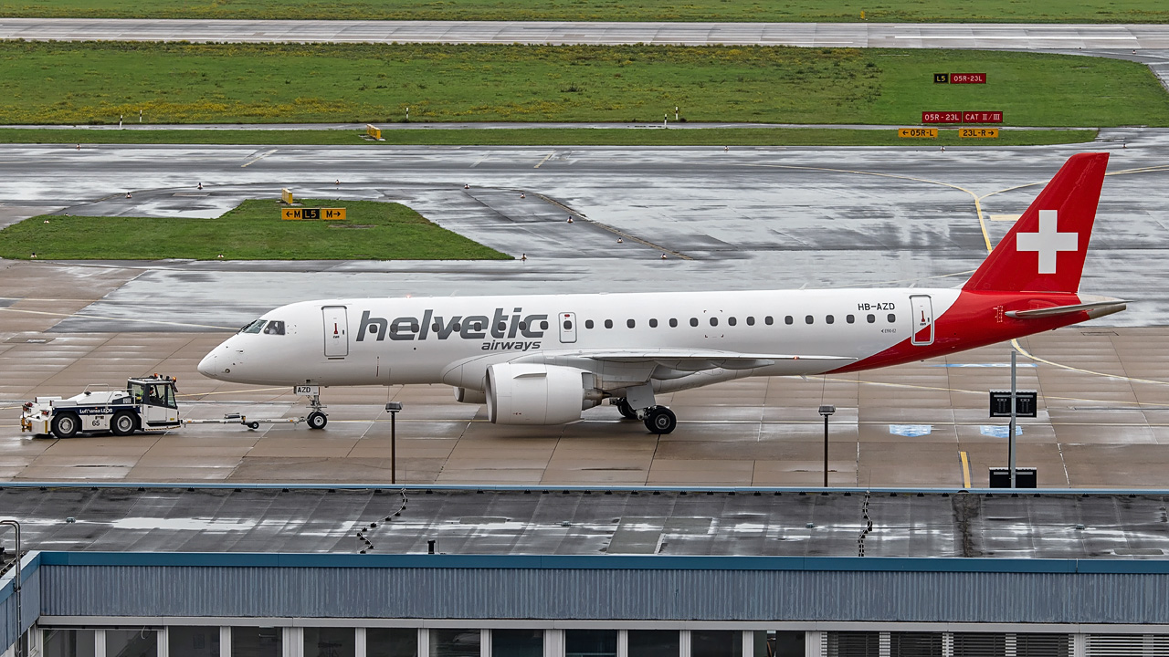 HB-AZD Helvetic Airways Embraer ERJ-190 E2