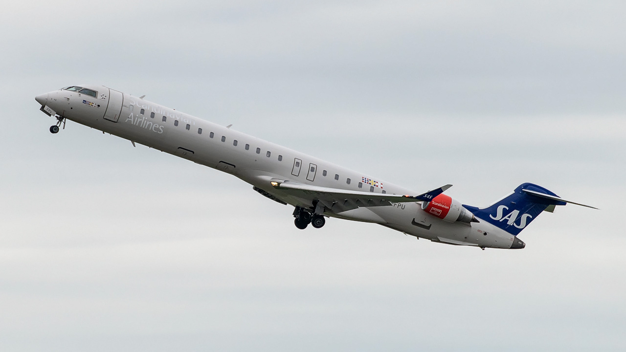 EI-FPU Scandinavian Airlines (SAS) Canadair CRJ900