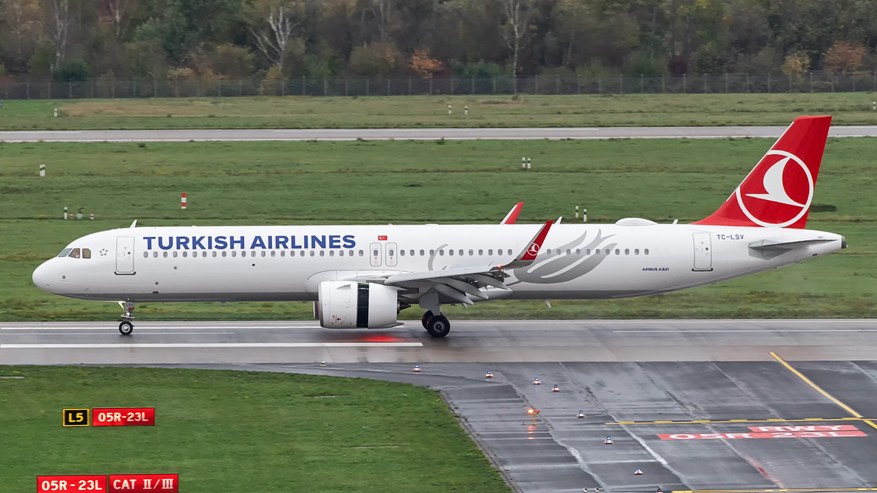 TC-LSV Turkish Airlines Airbus A321-200neo