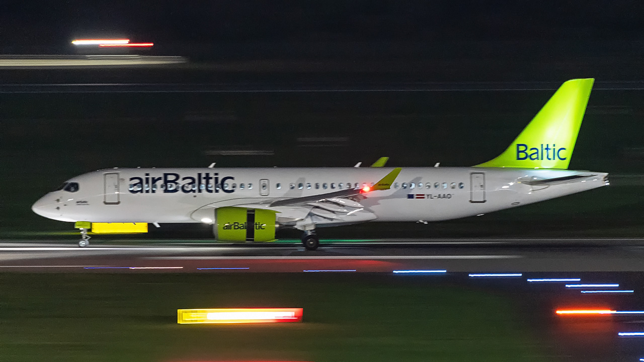 YL-AAO Air Baltic Airbus A220-300