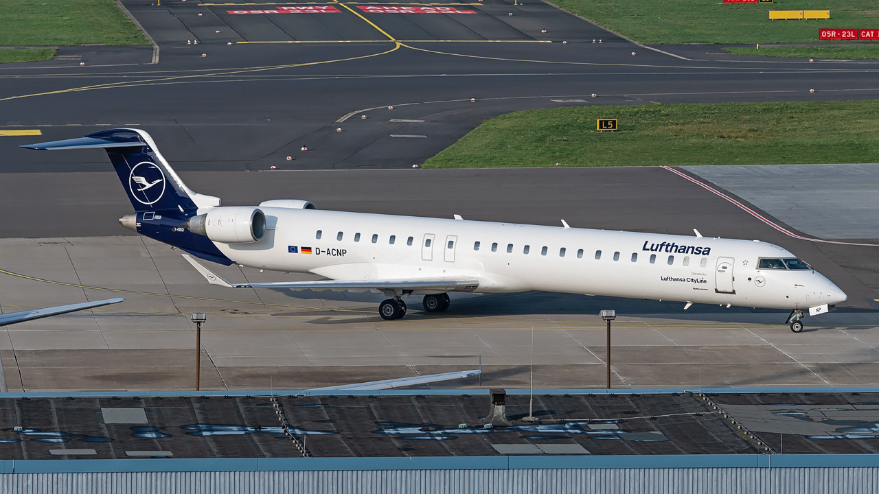 D-ACNP Lufthansa (CityLine) Canadair CRJ900