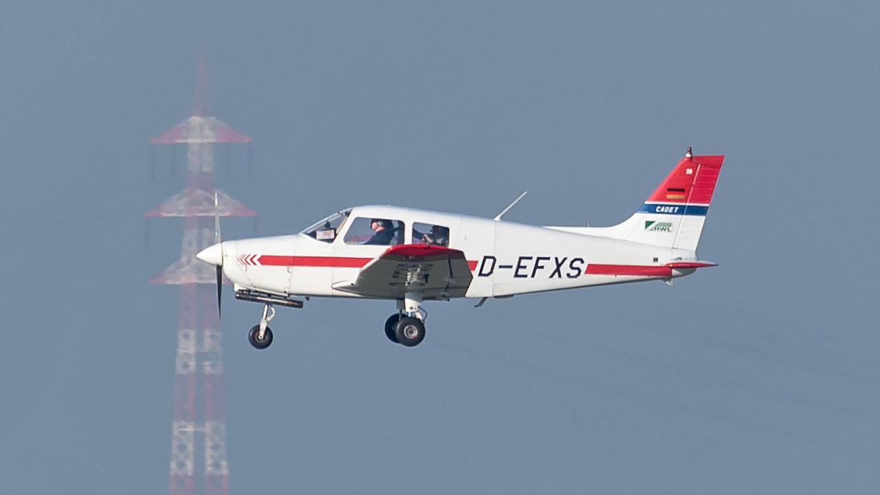 D-EFXS RWL German Flight Academy Piper PA-28-161 Cadet