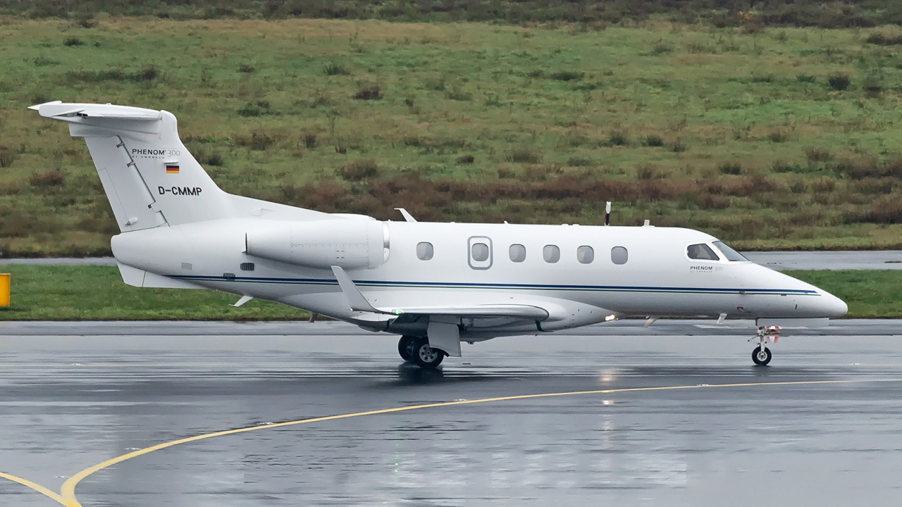 D-CMMP Luxaviation Embraer EMB-505 Phenom 300