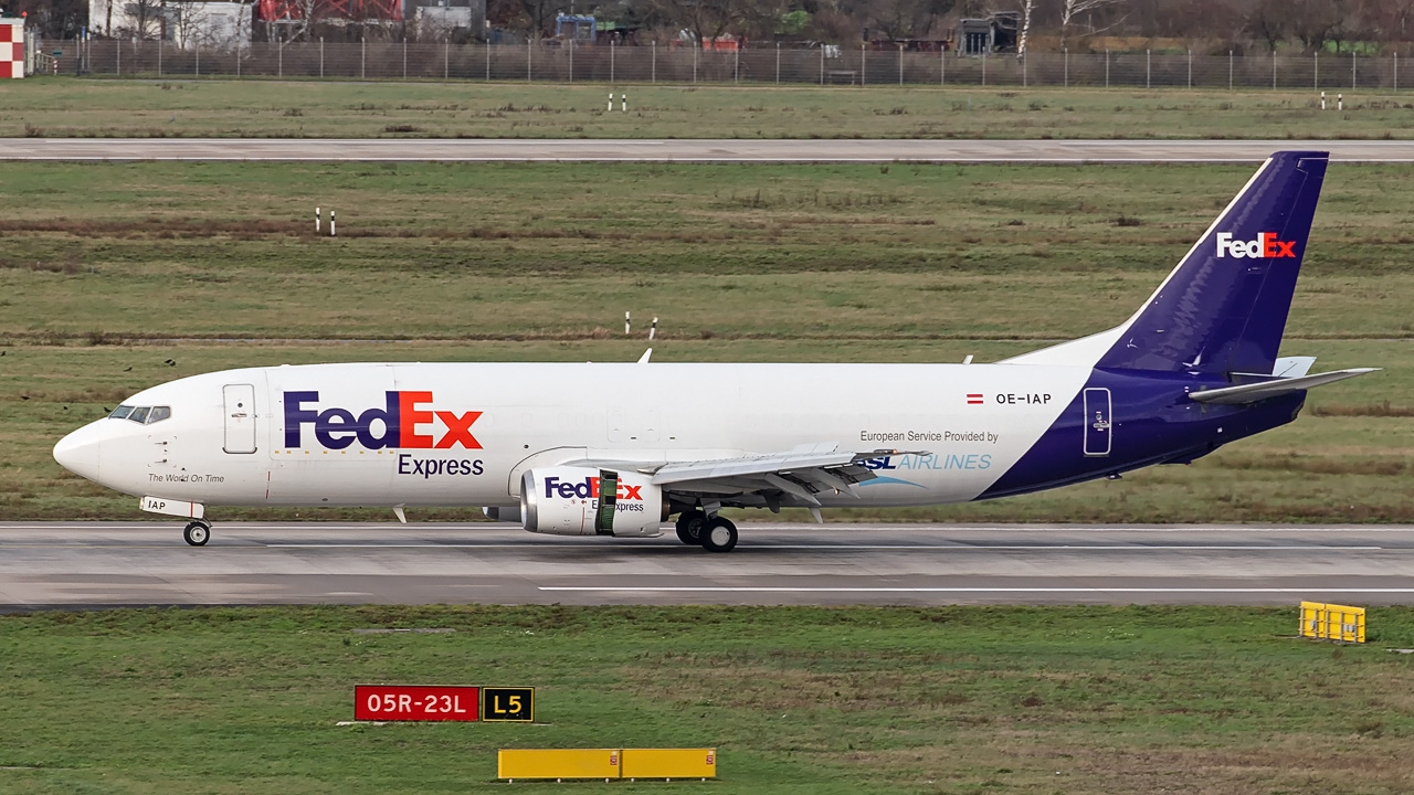 OE-IAP ASL Airlines Belgium (FedEx Express) Boeing 737-400(F)