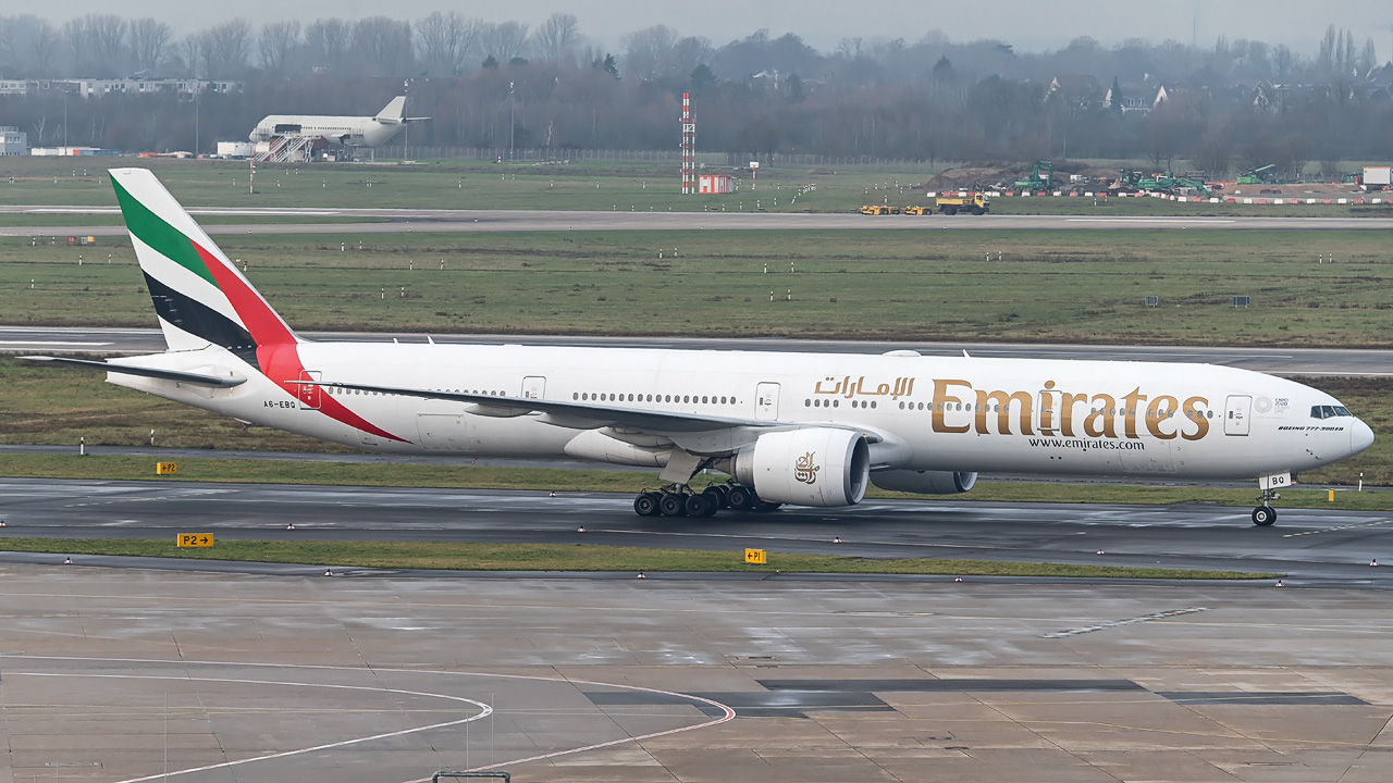 A6-EBQ Emirates Boeing 777-300(ER)