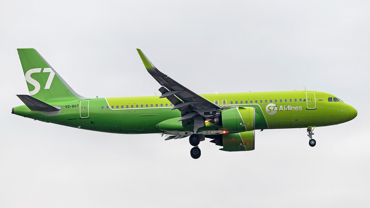VQ-BGT S7 Airlines Airbus A320-200neo
