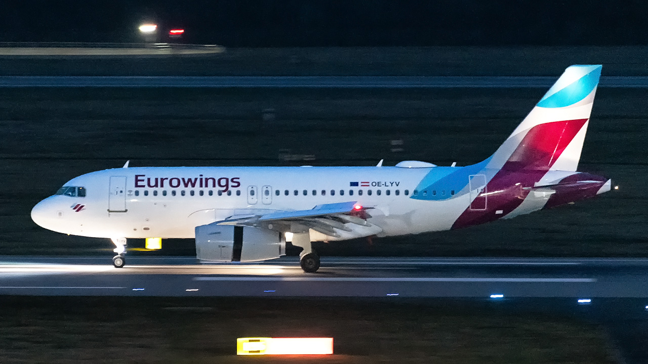 OE-LYV Eurowings Europe Airbus A319-100