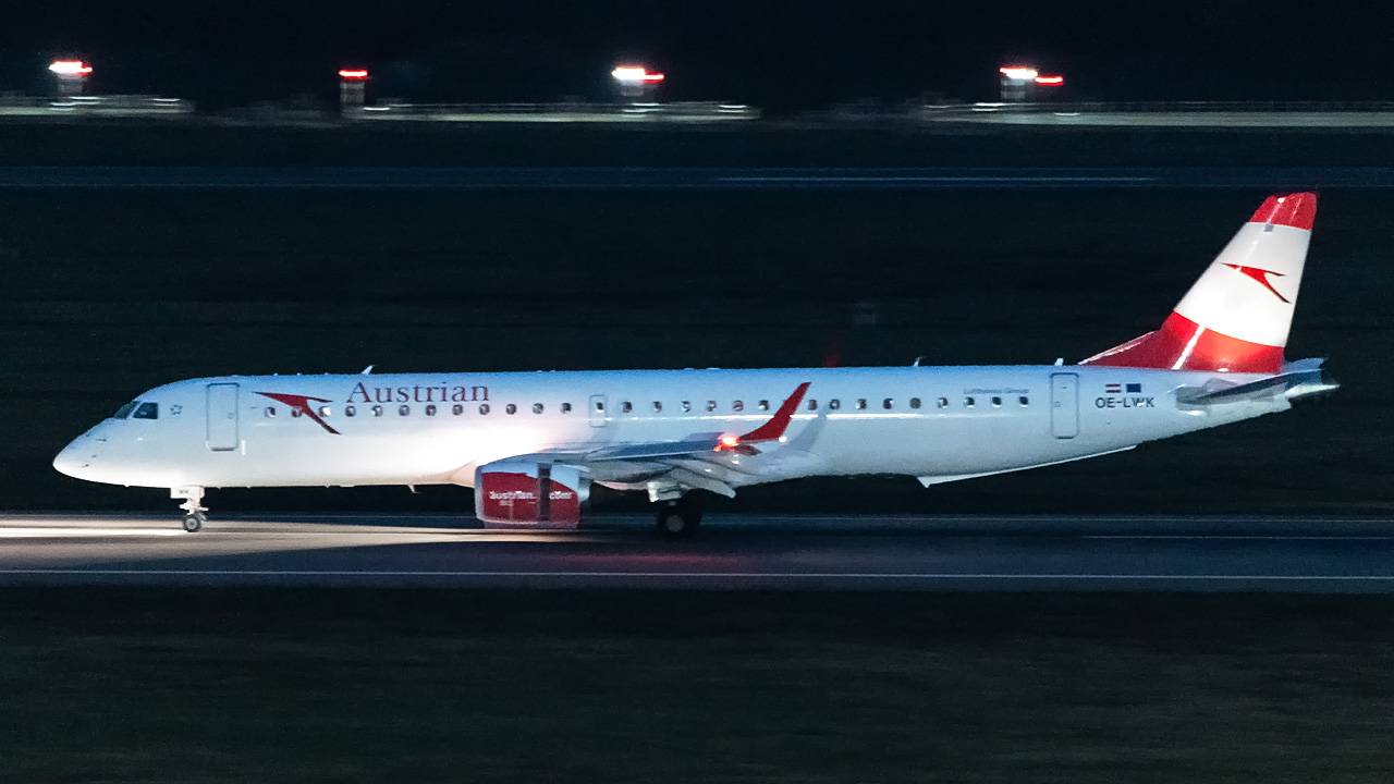 OE-LWK Austrian Airlines Embraer ERJ-195