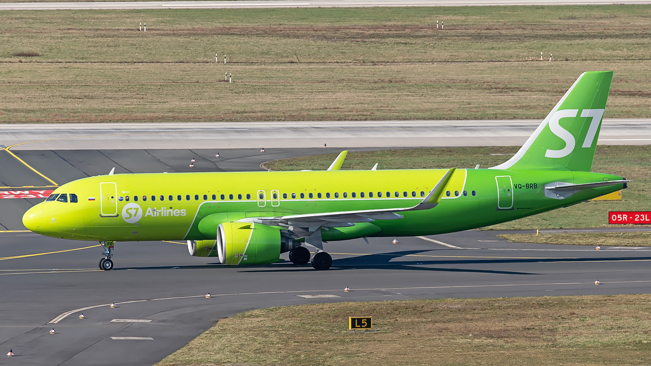 VQ-BRB S7 Airlines Airbus A320-200neo
