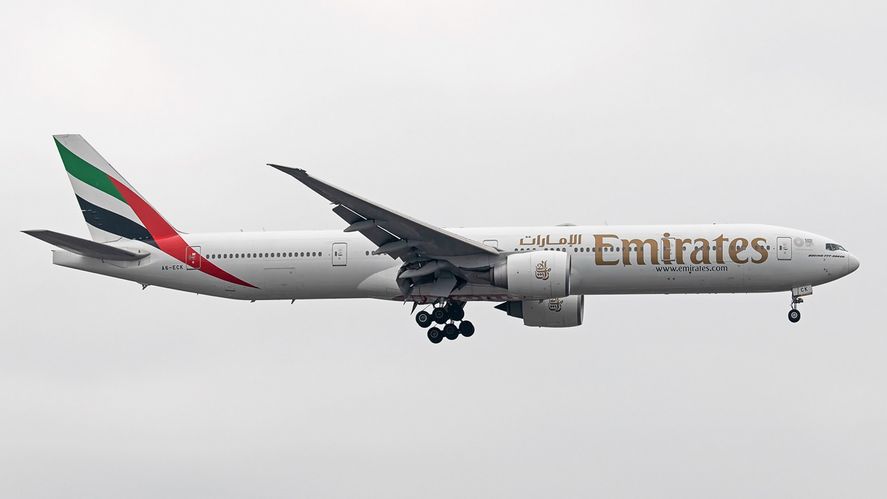 A6-ECK Emirates Boeing 777-300(ER)