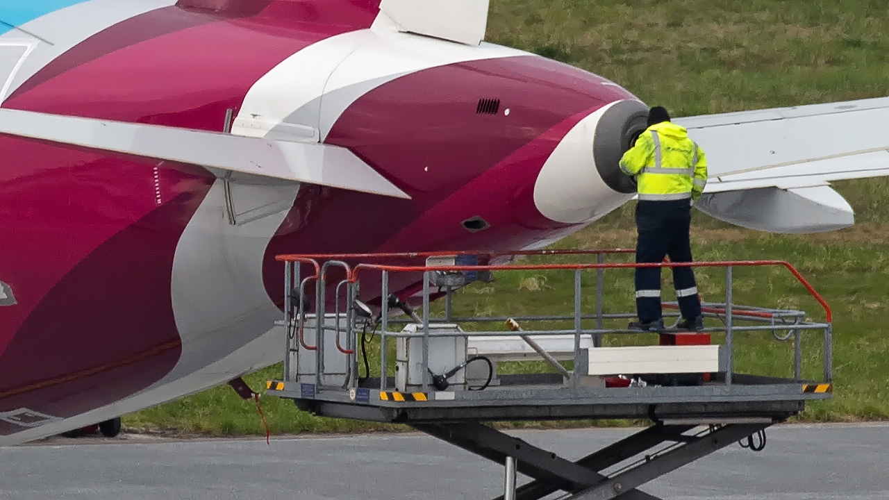 D-ABNT Eurowings Airbus A320-200