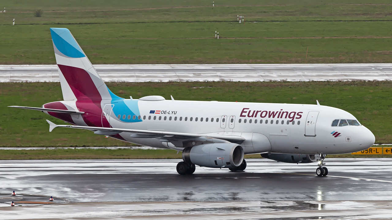 OE-LYU Eurowings Europe Airbus A319-100