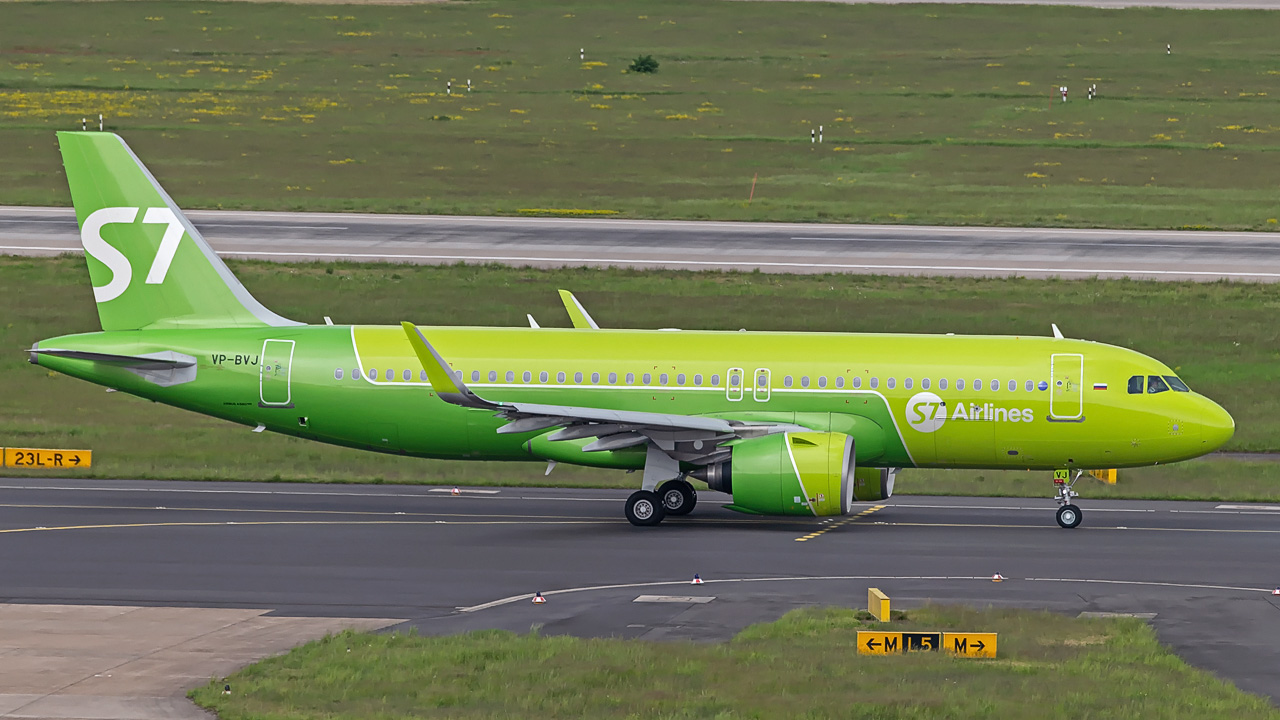 VP-BVJ S7 Airlines Airbus A320-200neo